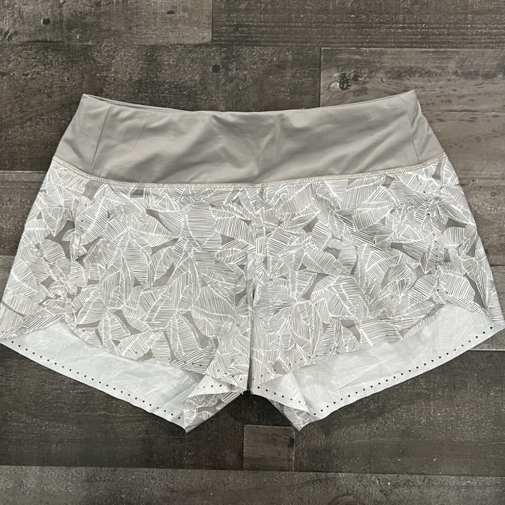 Athleta Lazer Run Shorts- Size Medium